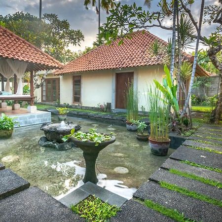 นาทาเบลวิลลา Villa ซานูร์ ภายนอก รูปภาพ