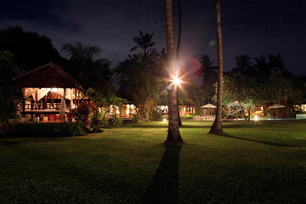 นาทาเบลวิลลา Villa ซานูร์ ภายนอก รูปภาพ