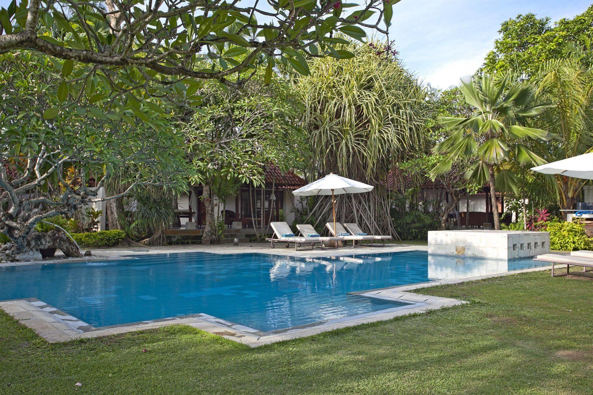 นาทาเบลวิลลา Villa ซานูร์ ภายนอก รูปภาพ